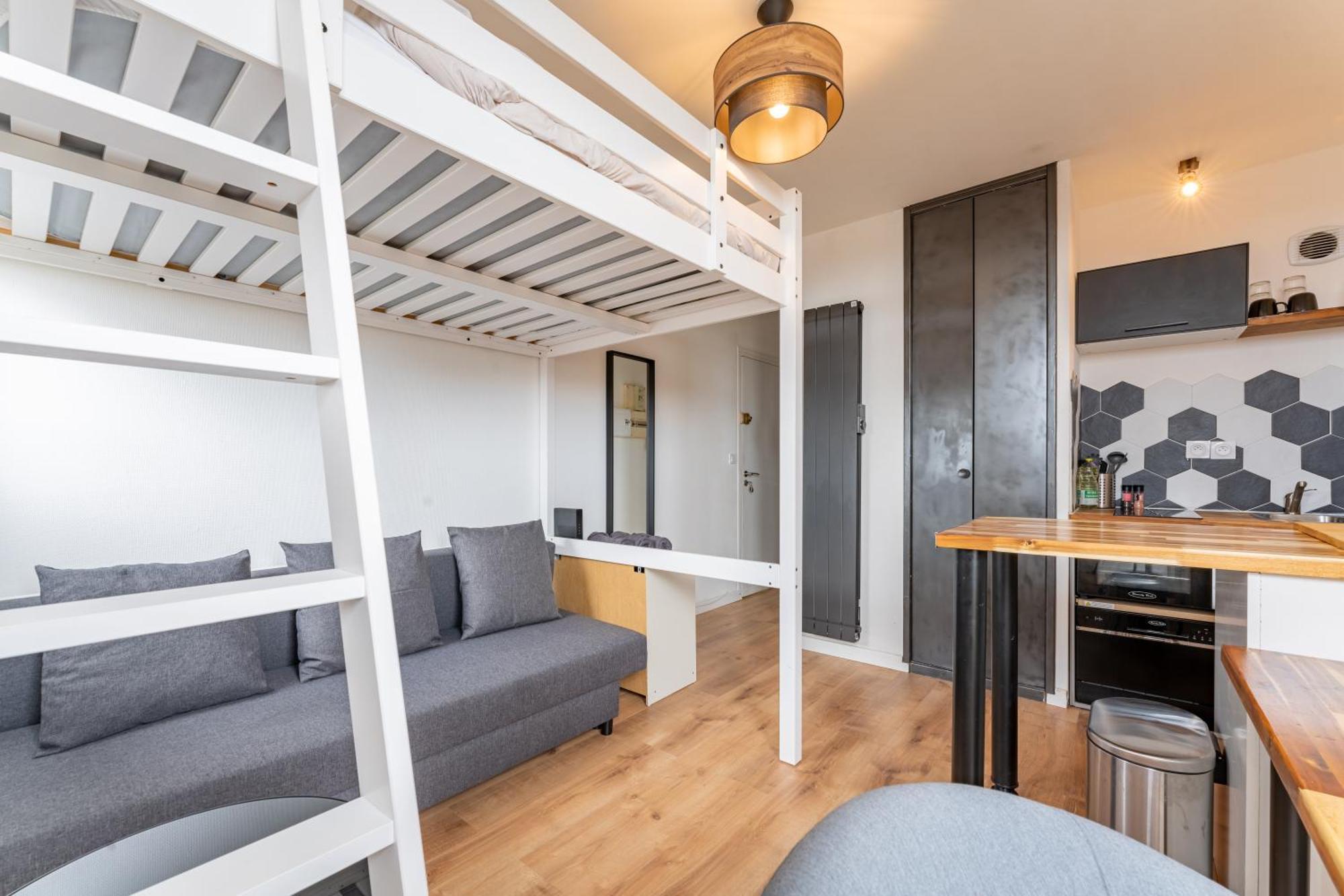 Appartement Charlemagne - Studio Confortable Avec Parking Gratuit - Quelques Pas De La Gare, Cuisine, Wifi à Arras Extérieur photo